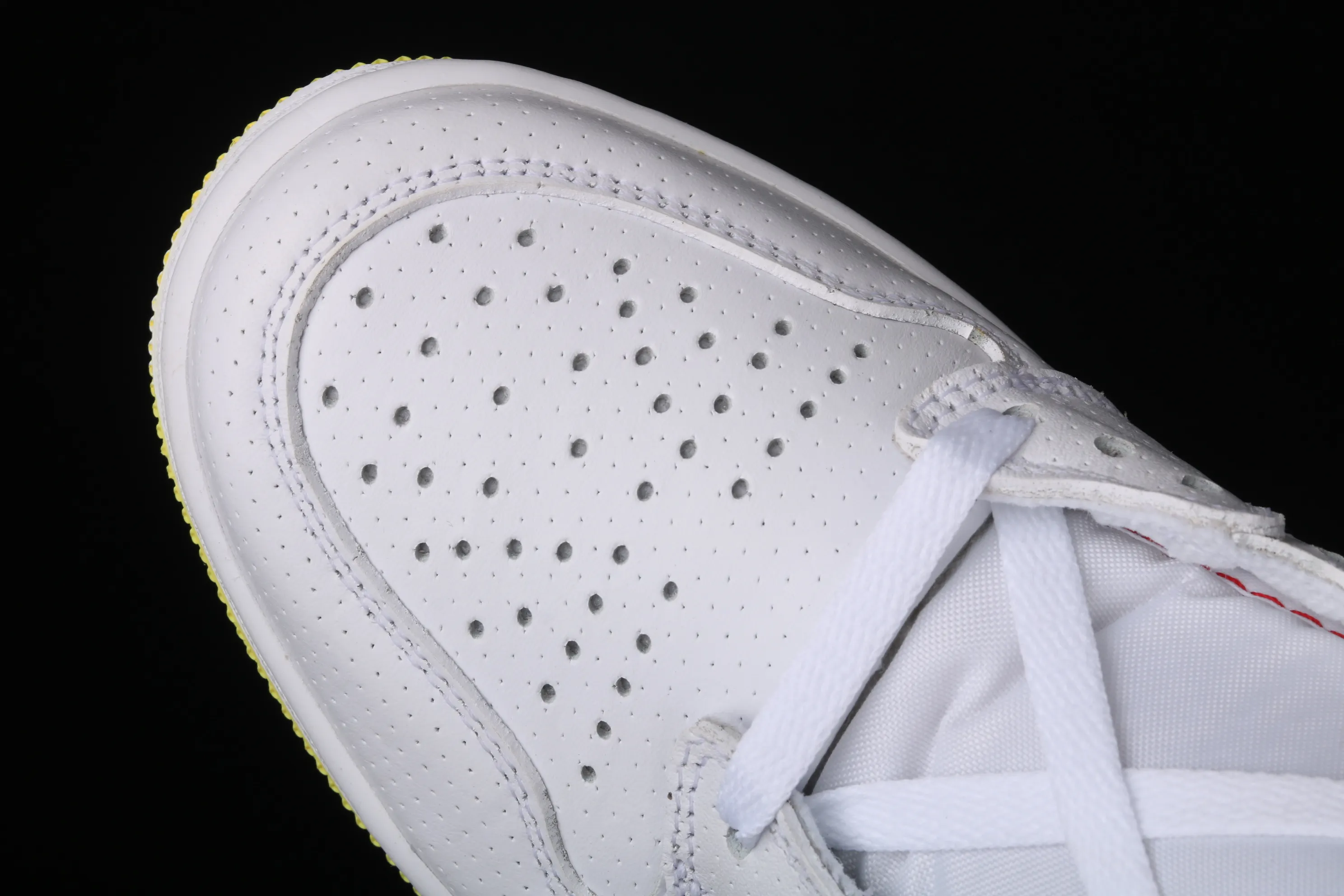 All categories Air Jordan Jordan series basketball shoes Air Jordan 1 High Air Jordan 1 High OG "First Class Flight" Style AJ1 Joe 1 first class flight white and yellow Flight QR code basketball shoes 555088-170